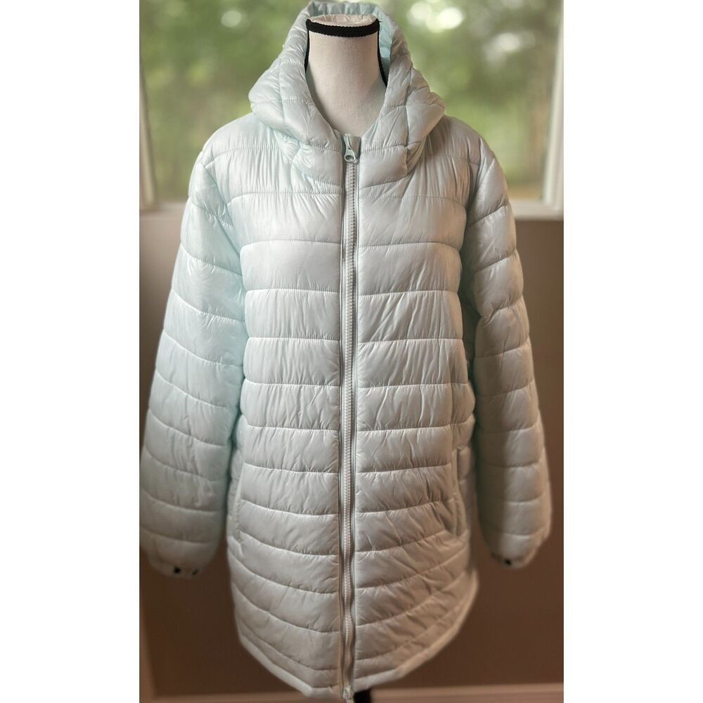 Swiss Tech Hooded Mid-Length Puffer in Ice Blue. Size XL.